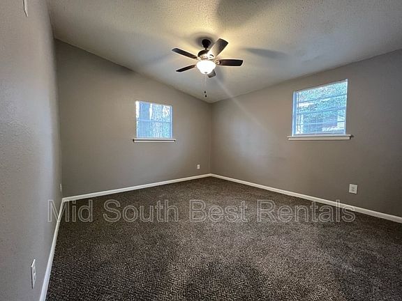 4th image of 1854 Portland Ave
