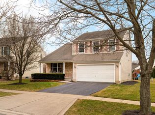 6990 Laver Ln, Westerville, OH 43082