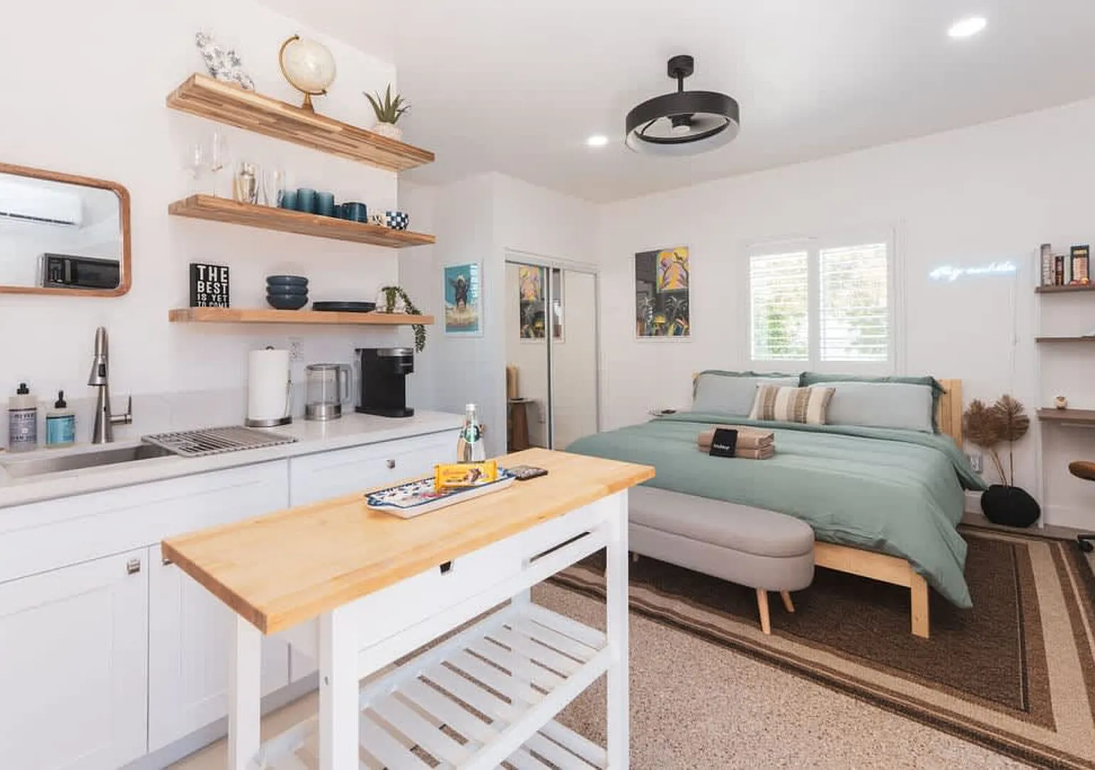 Montclair Retreat w/ Private Patio & Fire Pit — Photo 4