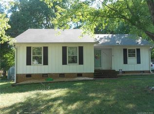 9424 Stately Oak Ln, Mint Hill, NC 28227