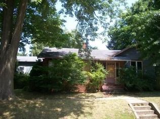 258 Chestnut St, Valparaiso, IN 46383
