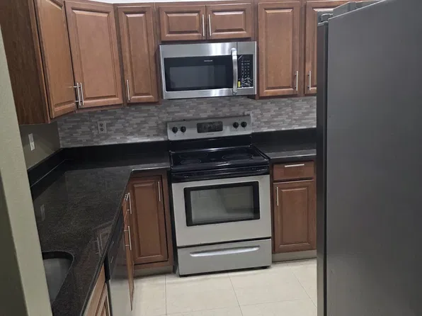 3163 Claremont Pl, Palm Harbor, FL