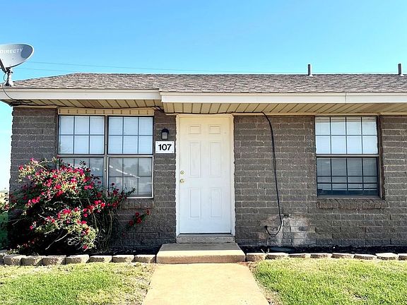 2nd image of 716 Highland Dr #107