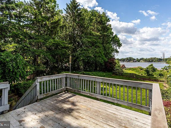 2nd image of 7607 Stoney Harbor Ct