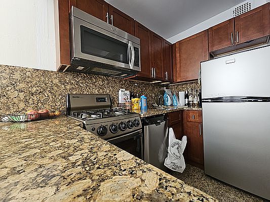 4th image of 160 Bleecker St #3E