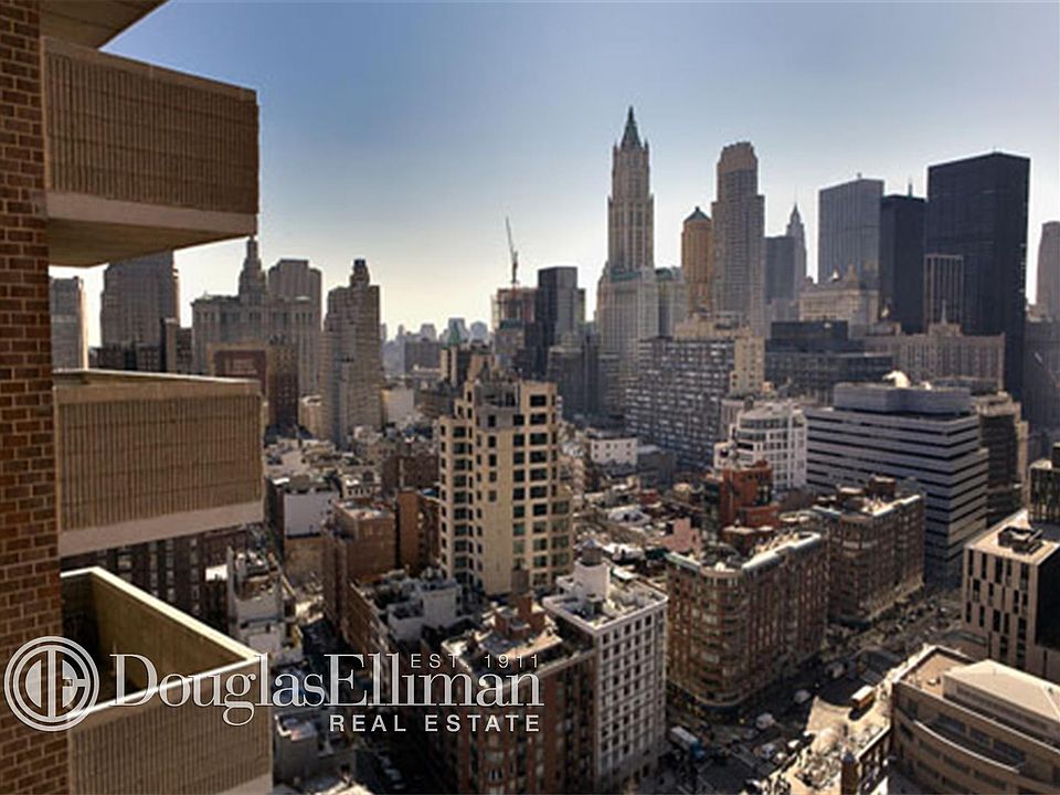 1st image of 310 Greenwich St APT 27e