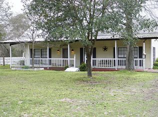 1819 Little John St, Montgomery, TX 77316