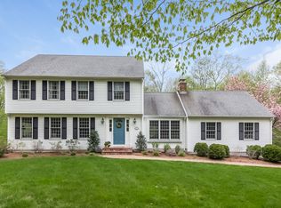 76 Suffolk Dr, Madison, CT 06443