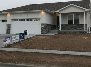 980 Hackberry St, Bennet, NE 68317