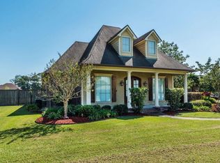 107 Wise St, Broussard, LA 70518