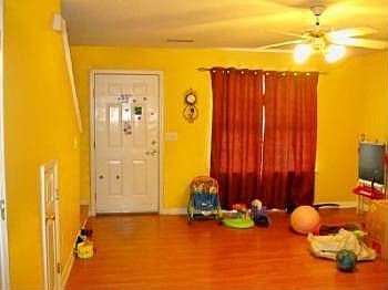 5th image of 3151 Willow Springs Dr
