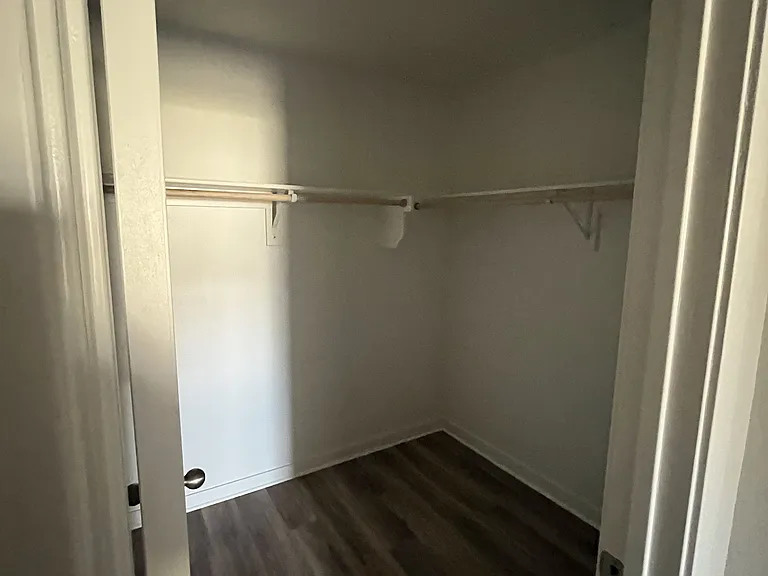 525 Arizona St — Photo 15