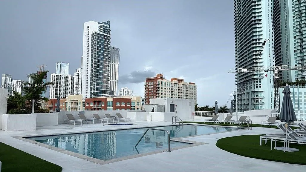 1800 Biscayne Plaza Condo — Photo 1