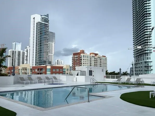 275 NE 18th St APT 1910, Miami, FL 33132