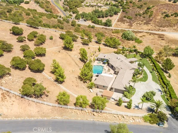 38580 Celine Cv, Murrieta, CA 92562