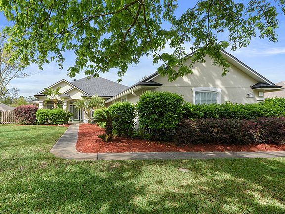3rd image of 1117 Hideaway Dr N