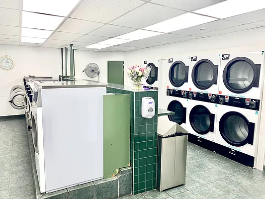 Rented by R New York | media 11