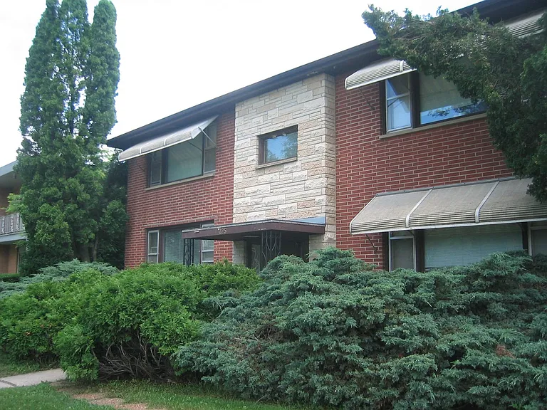 725 N Midvale Blvd — Photo 1