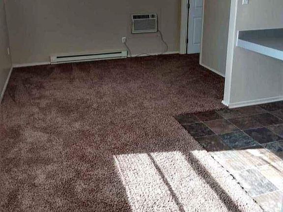 3rd image of 215 S Ave E