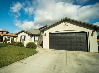 1934 Wagonwheel Pl, Tulare, CA 93274