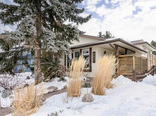 9831 185th St NW, Edmonton, AB T5T 3L7