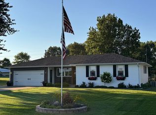 5329 Locust St, Quincy, IL 62305