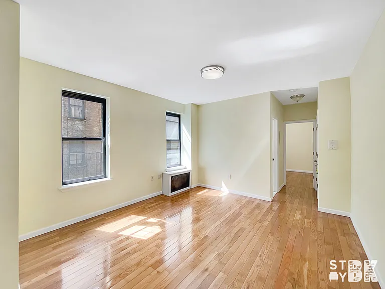 1494 Ocean Ave #C2 — Photo 4