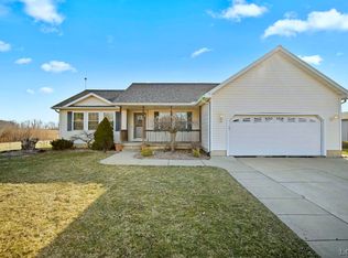 9211 Walnut Dr, Tipton, MI 49287