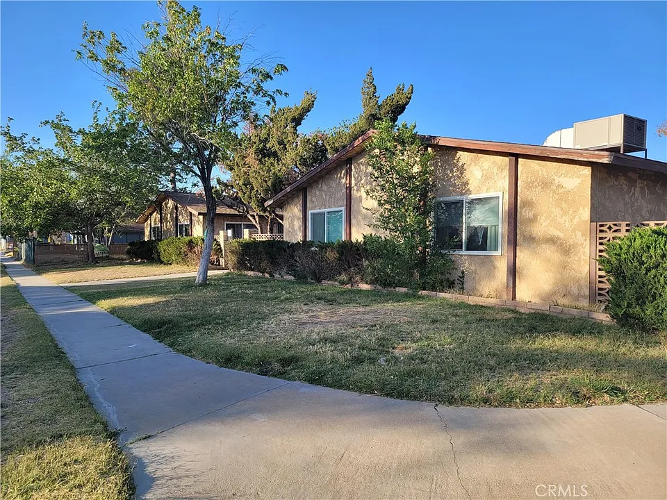 45100 Spearman Ave
