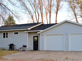 125 McKenzie Ave S, Middle River, MN 56737