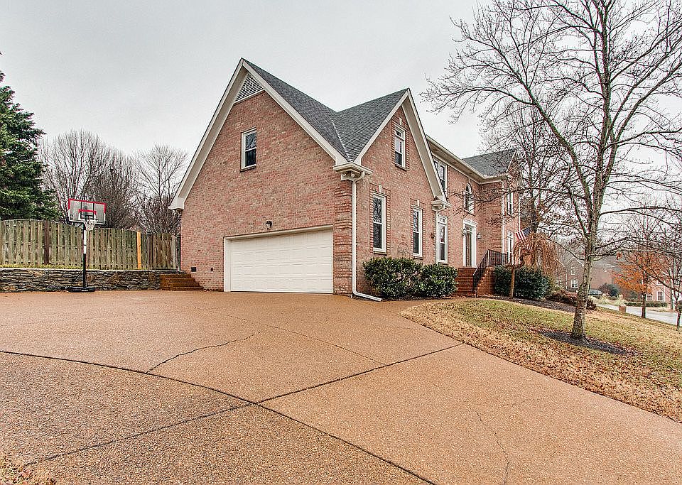 138 Ballentrae Dr, Hendersonville, TN 37075 Zillow