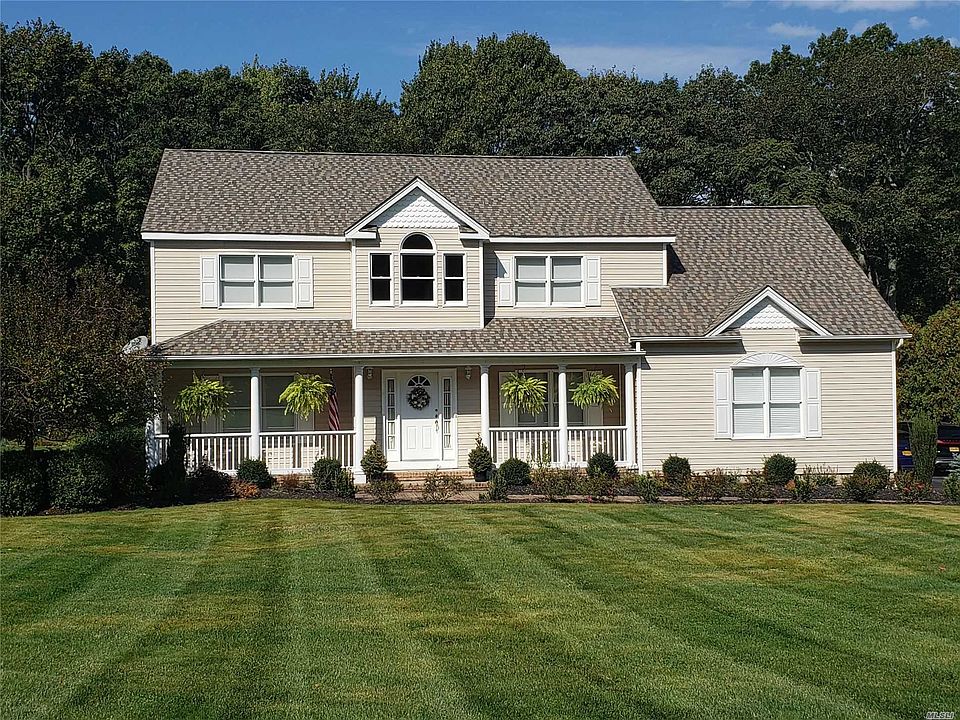 1st image of 2 Village Manor Ct