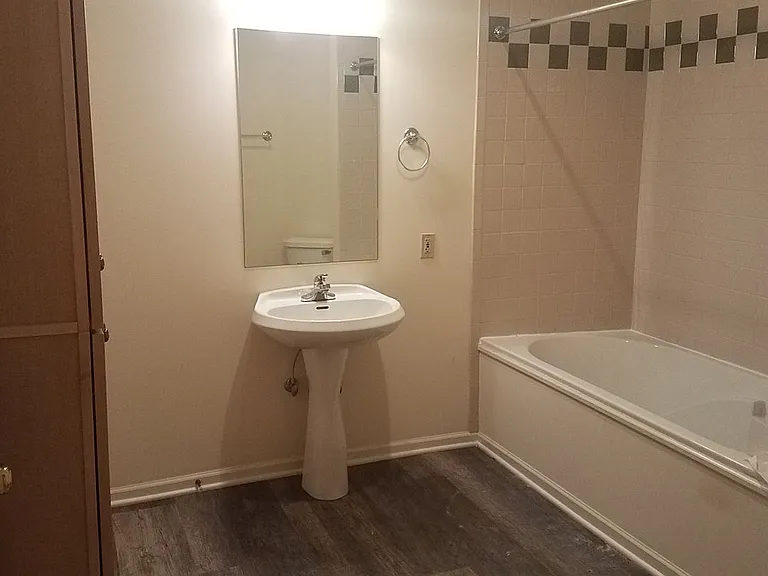4200 Merchant St #203 — Photo 10