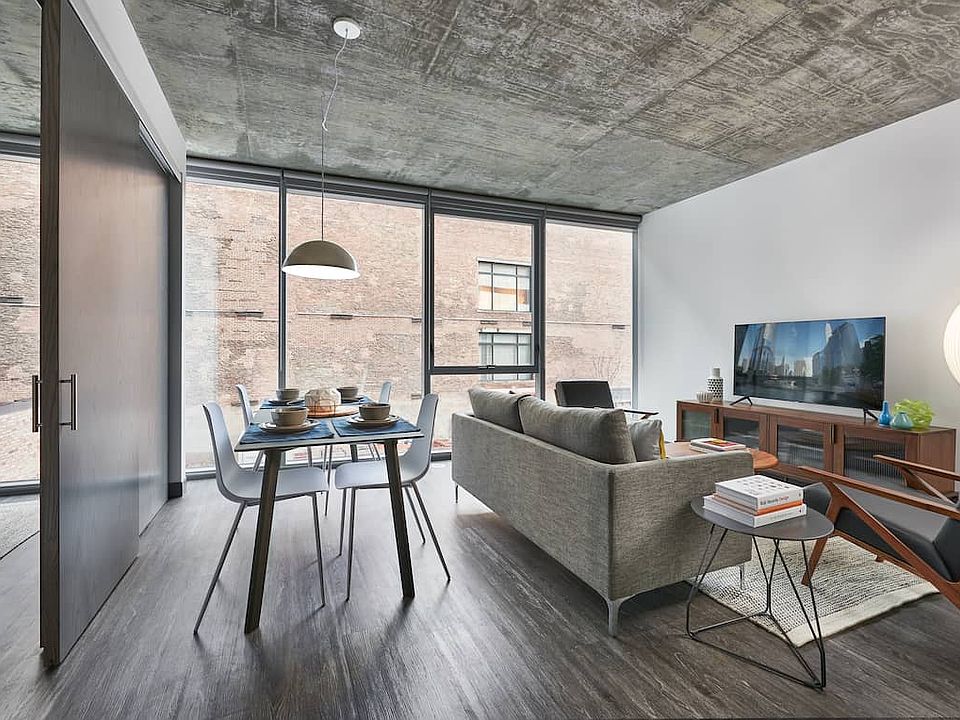 1st image of 151 N Wabash Ave #1607