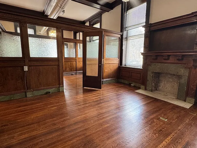 Cigar Factory Apartments — Photo 35