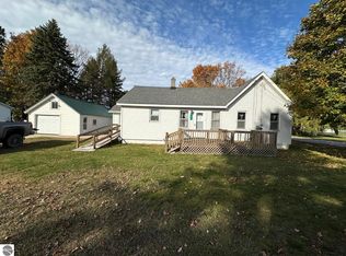 315 E Calhoun St, Mancelona, MI 49659