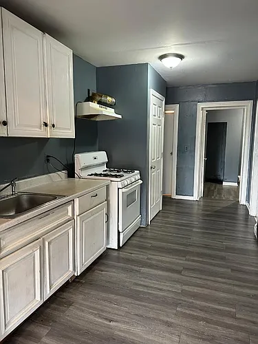 290 Ann St #2 Photo 1