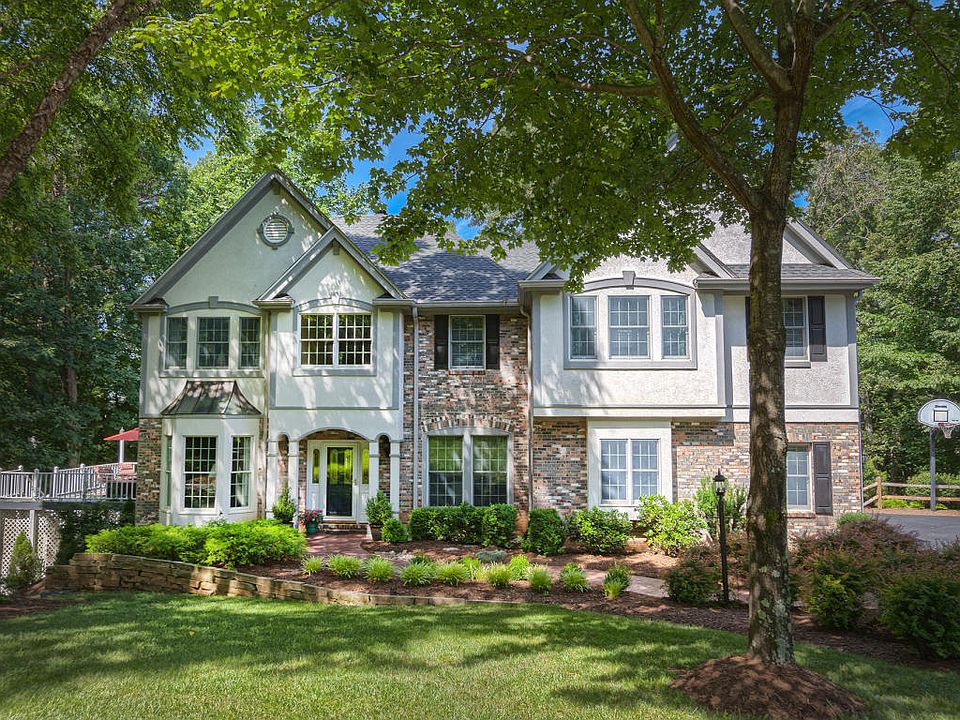 1st image of 41 Harbour Ct