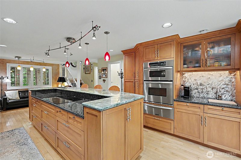 5th image of 43434 SE 149th Street