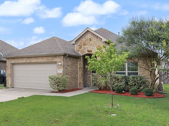 2nd image of 621 Dogwood Dr