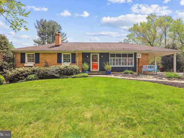 3924 Brooke Meadow Ln, Olney, MD 20832