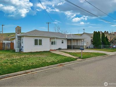 119 Catherine Avenue, Milton Freewater, OR, 97862