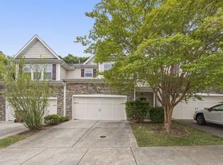 716 Ennis Creek Ln, Cary, NC 27513