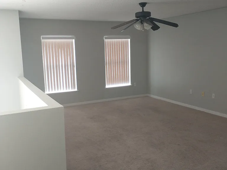 Large loft area. Room size 13' x 18.9'