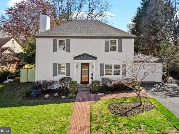 2912 Dartmouth Rd, Alexandria, VA 22314