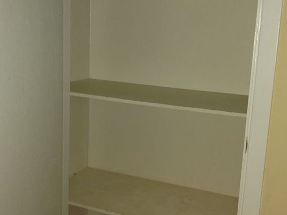 5th image of 2808 Lafeuille Ave #2