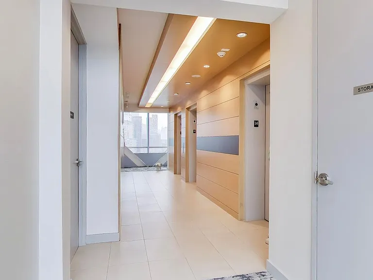 39 Queens Quay E #1126 — Photo 29