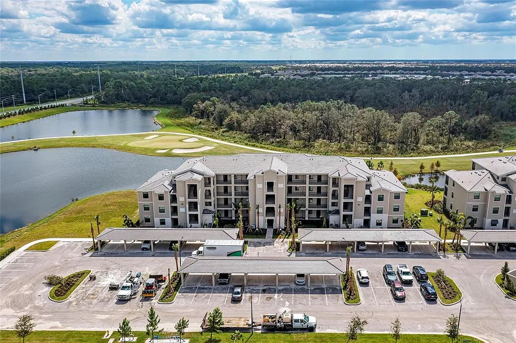 2 bed, 2.0 bath, 1121 sqft, $2,499 — Photo 3