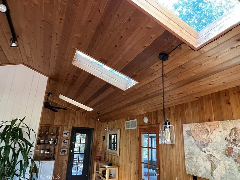 456 S Skyline Dr — Photo 18