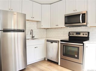 35 Fairfield Ave APT 3, Norwalk, CT 06854